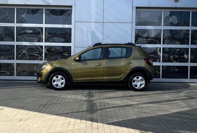 Renault Sandero II с пробегом 2015 года, цена 820 000 рублей, 177812 км, хэтчбек, Автокод Объявления