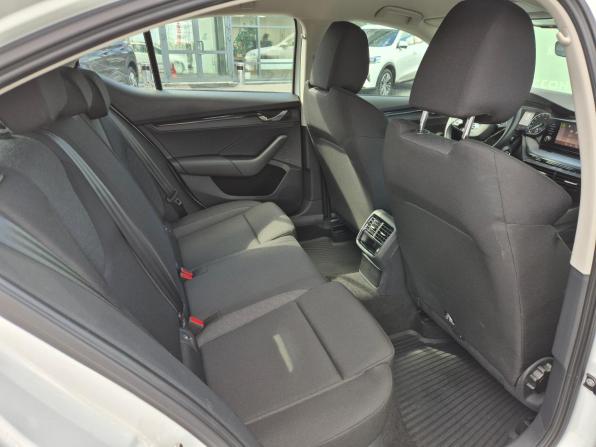 Skoda Octavia IV (A8) с пробегом 2021 года, цена 2 343 000 рублей, 36870 км, лифтбек, Автокод Объявления