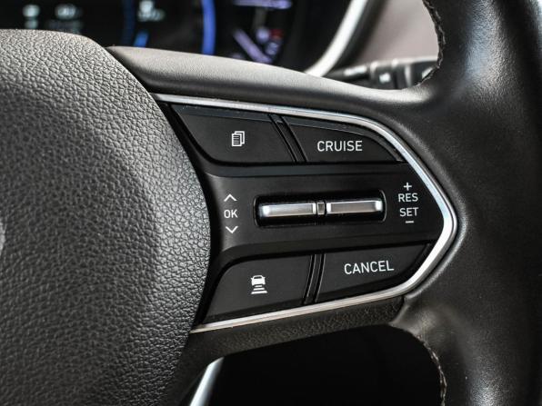 Hyundai Santa Fe IV с пробегом 2018 года, цена 2 894 000 рублей, 113000 км, внедорожник, Автокод Объявления