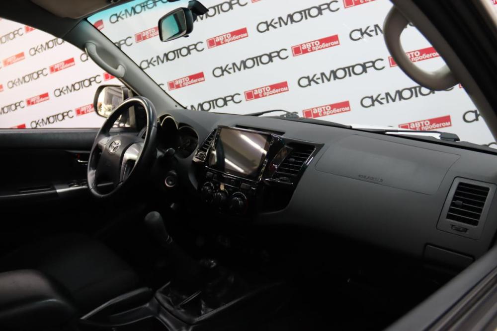 Toyota Hilux VII Рестайлинг Сургут  - изображение 9