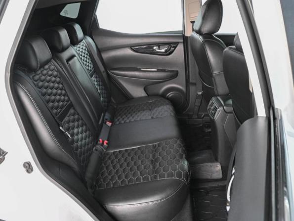 Nissan Qashqai II с пробегом 2018 года, цена 1 849 000 рублей, 136040 км, внедорожник, Автокод Объявления