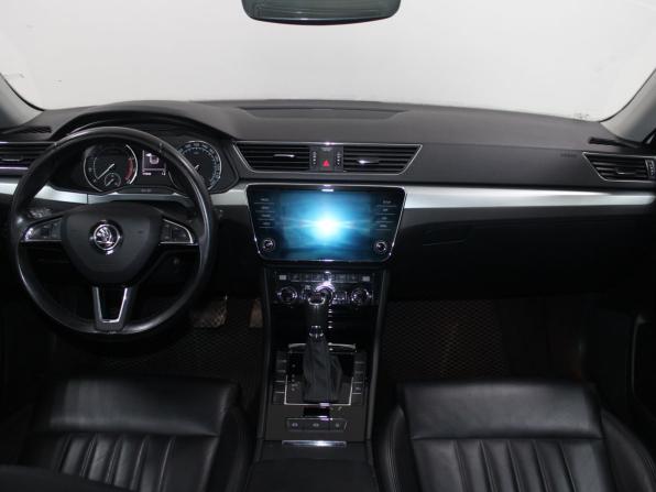 Skoda Superb III с пробегом 2018 года, цена 1 899 900 рублей, 173658 км, лифтбек, Автокод Объявления