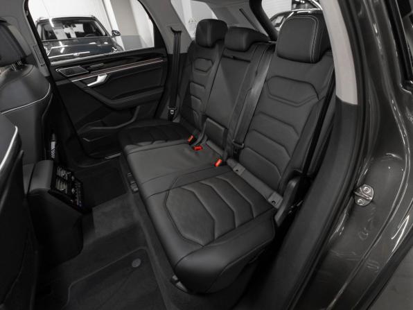 Volkswagen Touareg III Рестайлинг с пробегом 2026 года, цена 12 750 000 рублей, 11 км, внедорожник, Автокод Объявления