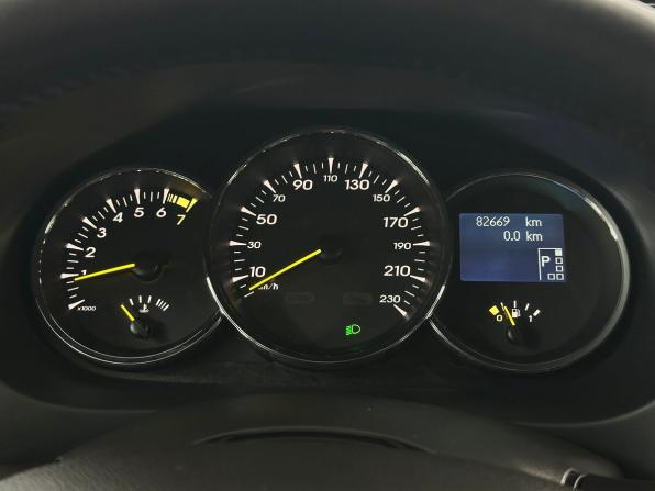 Renault Fluence I с пробегом 2012 года, цена 860 000 рублей, 82667 км, седан, Автокод Объявления