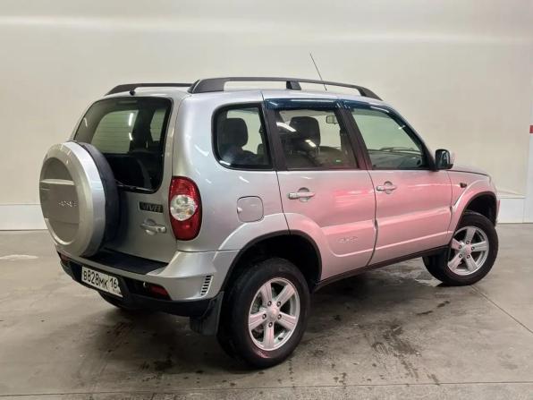 Chevrolet Niva I Рестайлинг с пробегом 2017 года, цена 599 000 рублей, 174000 км, внедорожник, Автокод Объявления