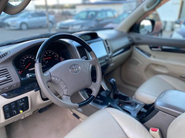 Toyota Land Cruiser Prado 120 Series Рестайлинг с пробегом 2008 года, цена 1 850 000 рублей, 319044 км, внедорожник, Автокод Объявления