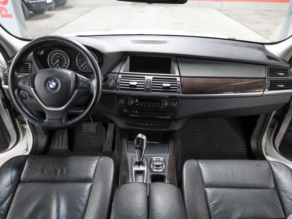 BMW X5 II (E70) Рестайлинг с пробегом 2010 года, цена 1 849 000 рублей, 331978 км, внедорожник, Автокод Объявления