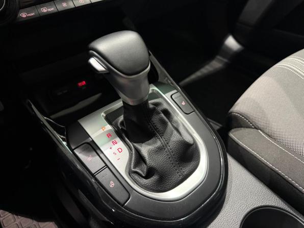 Kia Cerato IV Рестайлинг с пробегом 2022 года, цена 2 390 000 рублей, 52700 км, седан, Автокод Объявления