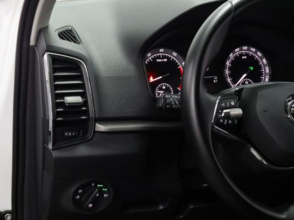 Skoda Karoq I с пробегом 2021 года, цена 2 449 000 рублей, 61308 км, внедорожник, Автокод Объявления