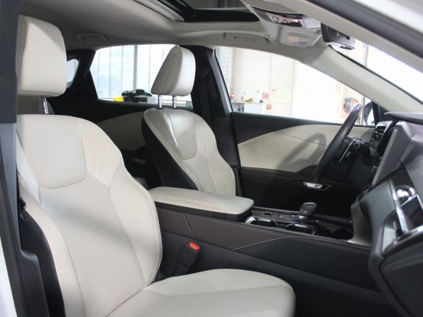 Lexus RX V с пробегом 2023 года, цена 8 340 000 рублей, 49000 км, внедорожник, Автокод Объявления