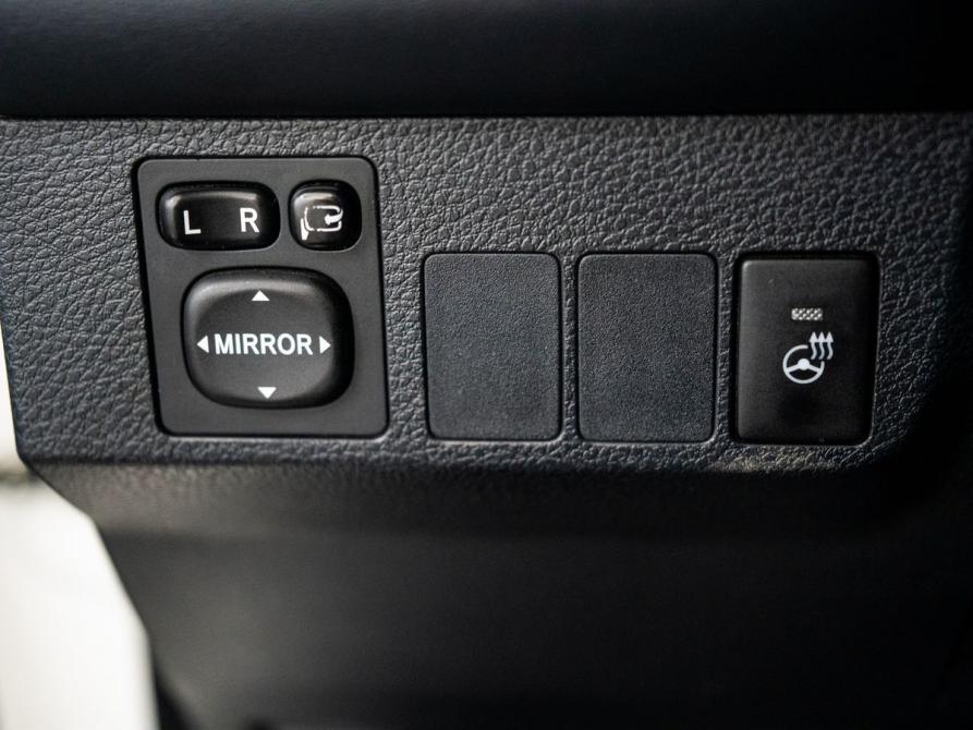 Toyota RAV4 IV (XA40) Рестайлинг Иркутск  - изображение 17