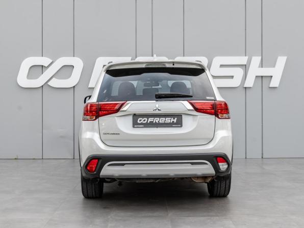 Mitsubishi Outlander III Рестайлинг 3 с пробегом 2021 года, цена 2 390 000 рублей, 101996 км, внедорожник, Автокод Объявления