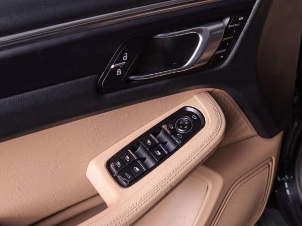 Porsche Macan I Рестайлинг с пробегом 2019 года, цена 4 950 000 рублей, 52000 км, внедорожник, Автокод Объявления