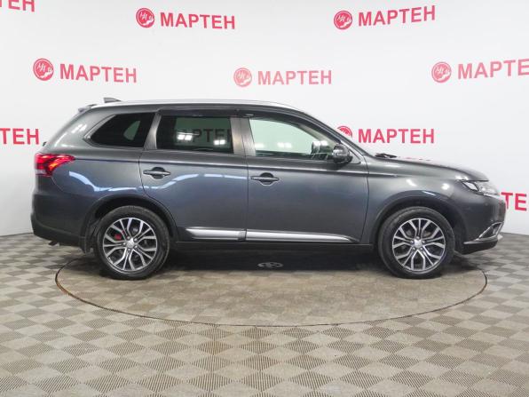 Mitsubishi Outlander III Рестайлинг 2 с пробегом 2017 года, цена 1 995 000 рублей, 130250 км, внедорожник, Автокод Объявления