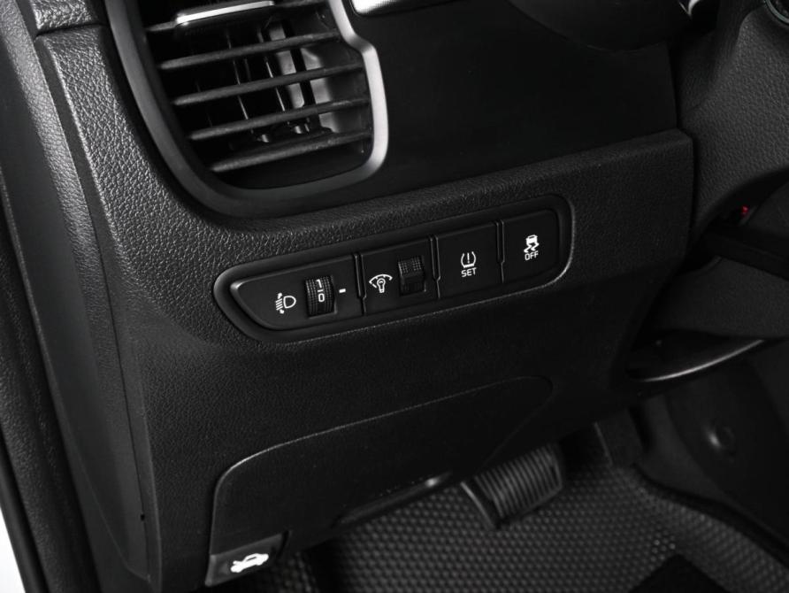 Kia Rio IV Ростов-на-Дону  - изображение 16