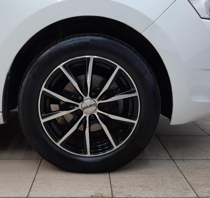 Skoda Rapid I Рестайлинг Москва  - изображение 13