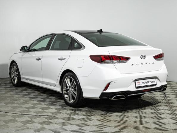 Hyundai Sonata VII (LF) Рестайлинг с пробегом 2017 года, цена 1 925 000 рублей, 124580 км, седан, Автокод Объявления