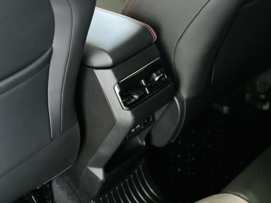 Geely Coolray I Рестайлинг Екатеринбург  - изображение 23