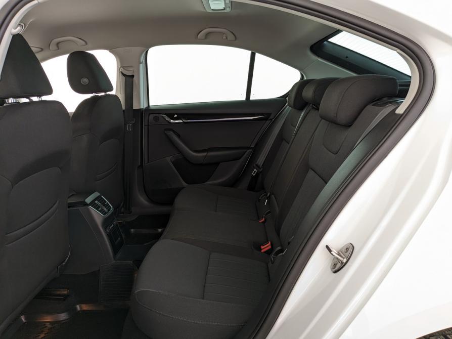 Skoda Octavia III (A7) Рестайлинг Москва  - изображение 12