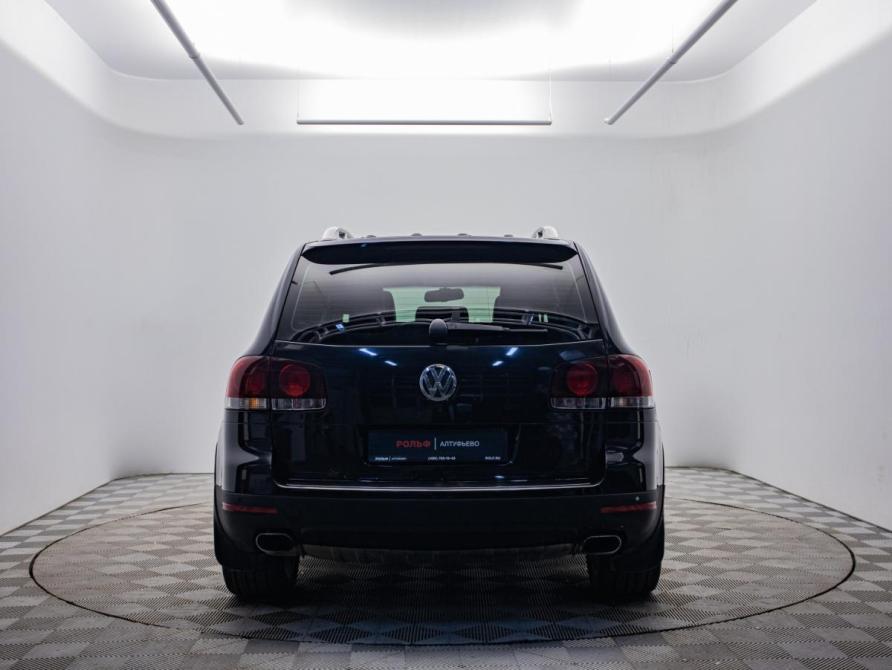 Volkswagen Touareg I Рестайлинг Москва  - изображение 7