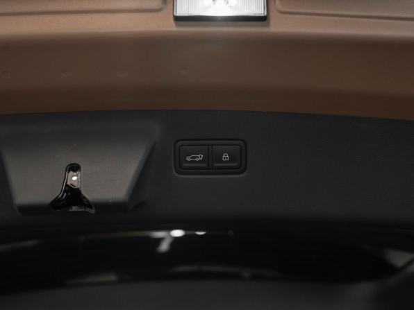 Hyundai Santa Fe V (MX5) с пробегом 2026 года, цена 5 650 000 рублей, 100 км, внедорожник, Автокод Объявления