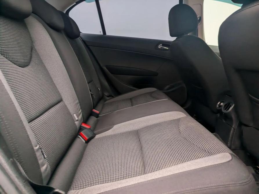 Peugeot 408 I Москва  - изображение 11