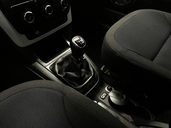Skoda Yeti I с пробегом 2013 года, цена 659 000 рублей, 183700 км, внедорожник, Автокод Объявления
