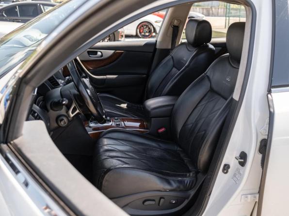 Infiniti FX II (S51) Рестайлинг с пробегом 2013 года, цена 2 599 000 рублей, 264216 км, внедорожник, Автокод Объявления