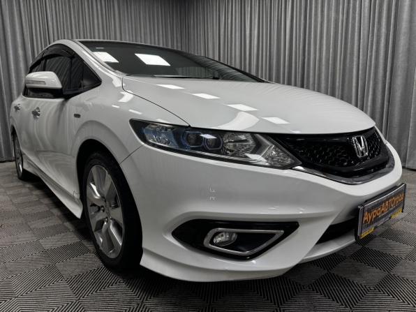 Honda Jade I с пробегом 2015 года, цена 1 370 000 рублей, 124169 км, компактвэн, Автокод Объявления