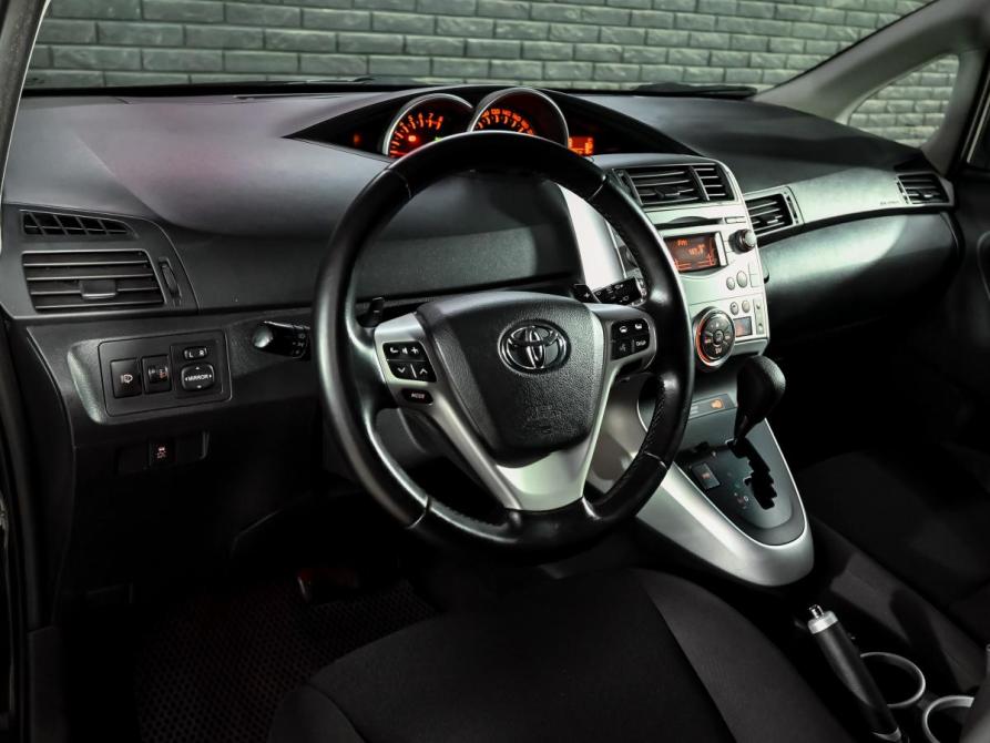 Toyota Verso I Екатеринбург  - изображение 11