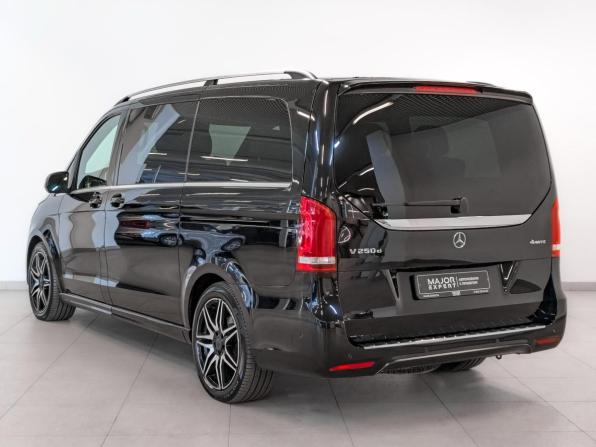 Mercedes-Benz V-Класс III (W447) Рестайлинг с пробегом 2021 года, цена 6 250 000 рублей, 144605 км, минивэн, Автокод Объявления