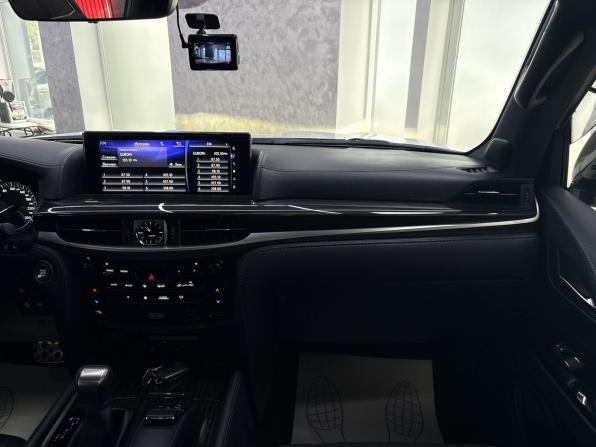 Lexus LX III Рестайлинг 2 с пробегом 2021 года, цена 11 650 000 рублей, 64923 км, внедорожник, Автокод Объявления
