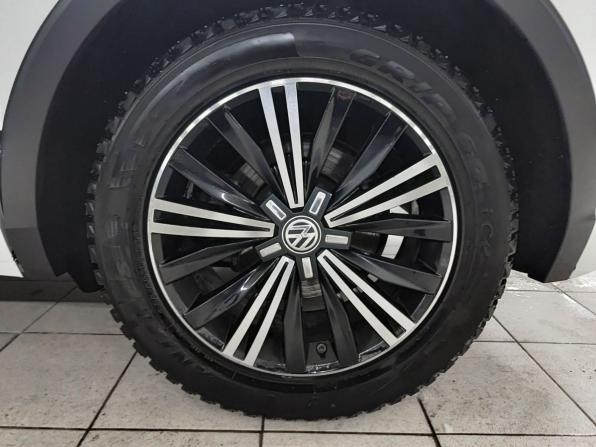 Volkswagen Tiguan II с пробегом 2017 года, цена 2 655 000 рублей, 180251 км, внедорожник, Автокод Объявления