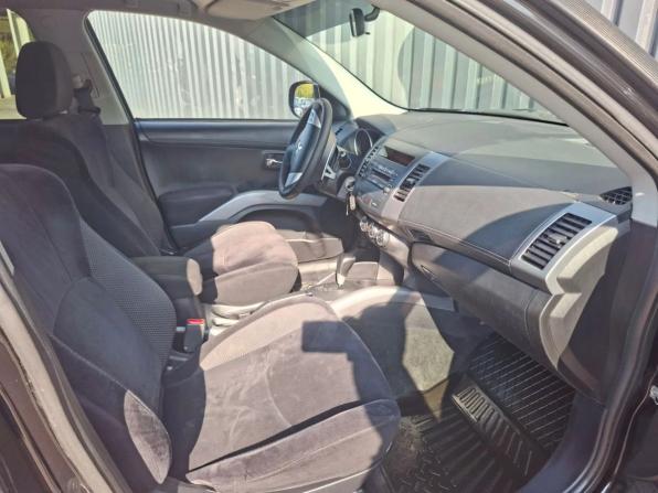 Mitsubishi Outlander II Рестайлинг с пробегом 2011 года, цена 998 000 рублей, 261000 км, внедорожник, Автокод Объявления