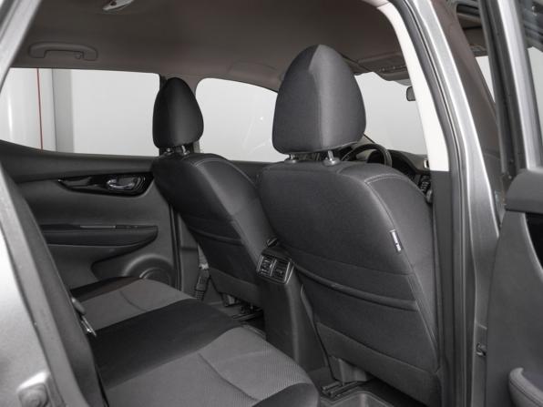 Nissan Qashqai II с пробегом 2018 года, цена 1 808 300 рублей, 99000 км, внедорожник, Автокод Объявления