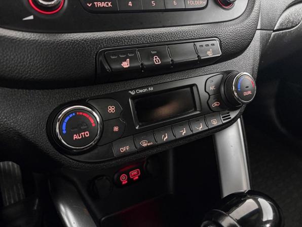 Kia Ceed II Рестайлинг с пробегом 2016 года, цена 1 066 400 рублей, 183973 км, хэтчбек, Автокод Объявления