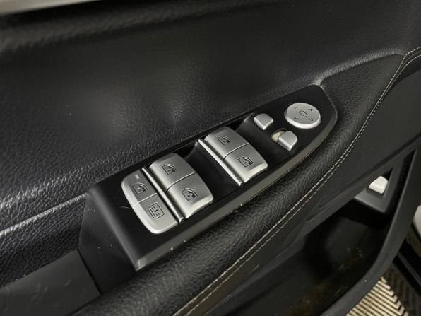 BMW 7 серии VI (G11/G12) с пробегом 2017 года, цена 2 206 000 рублей, 357762 км, седан, Автокод Объявления