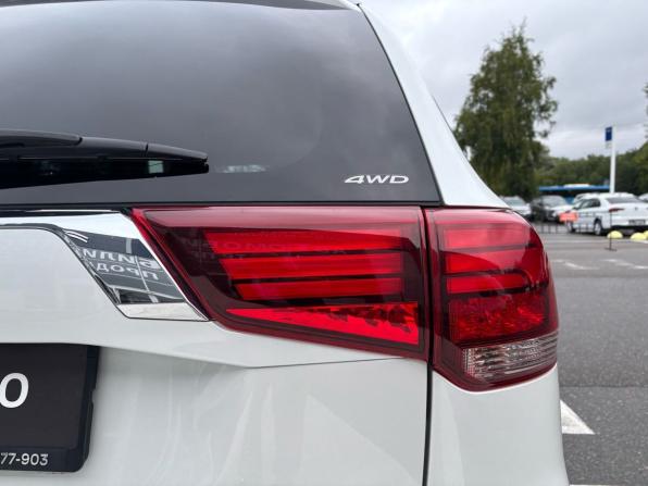 Mitsubishi Outlander III Рестайлинг 2 с пробегом 2017 года, цена 1 855 000 рублей, 174508 км, внедорожник, Автокод Объявления