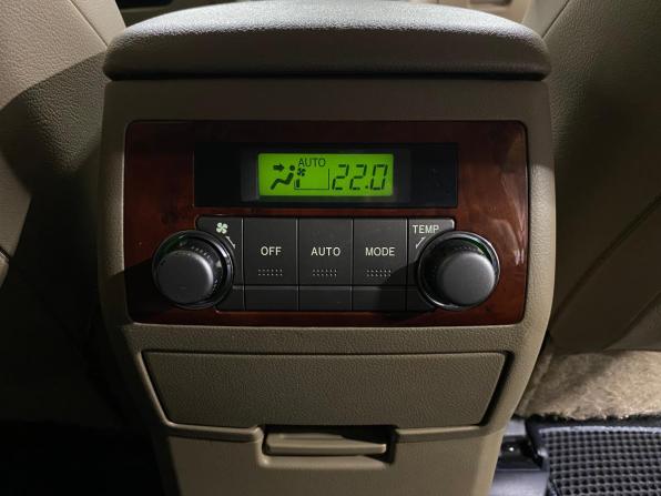 Toyota Highlander II (XU40) Рестайлинг с пробегом 2011 года, цена 1 950 000 рублей, 190410 км, внедорожник, Автокод Объявления