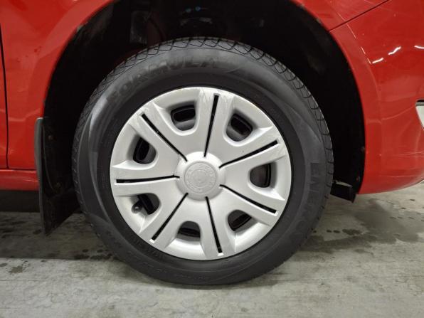 Skoda Fabia II Рестайлинг с пробегом 2012 года, цена 563 000 рублей, 215465 км, хэтчбек, Автокод Объявления