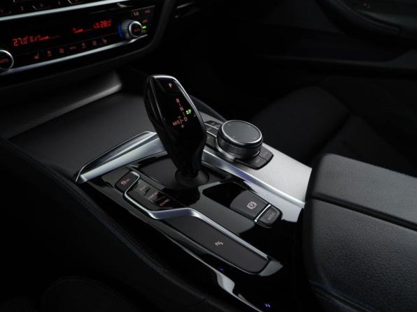 BMW 5 серии VII (G30/G31/G38) с пробегом 2019 года, цена 4 197 077 рублей, 103345 км, седан, Автокод Объявления