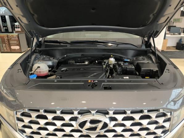 Hyundai Santa Fe IV Рестайлинг с пробегом 2021 года, цена 3 299 000 рублей, 93863 км, внедорожник, Автокод Объявления