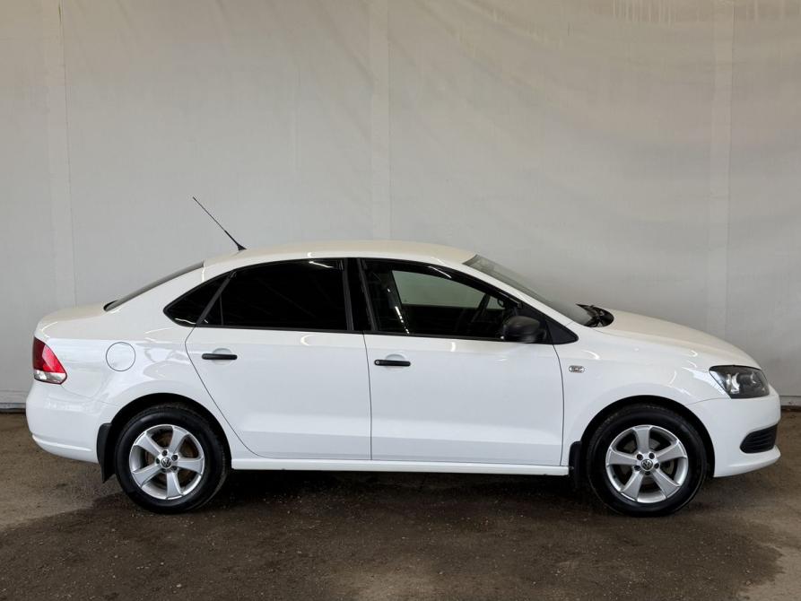 Volkswagen Polo V Псков  - изображение 8