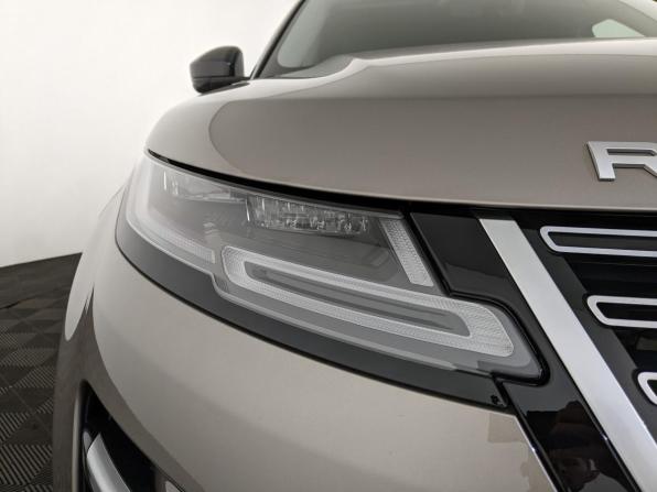 Land Rover Range Rover Evoque II Рестайлинг с пробегом 2024 года, цена 5 500 000 рублей, 13217 км, внедорожник, Автокод Объявления