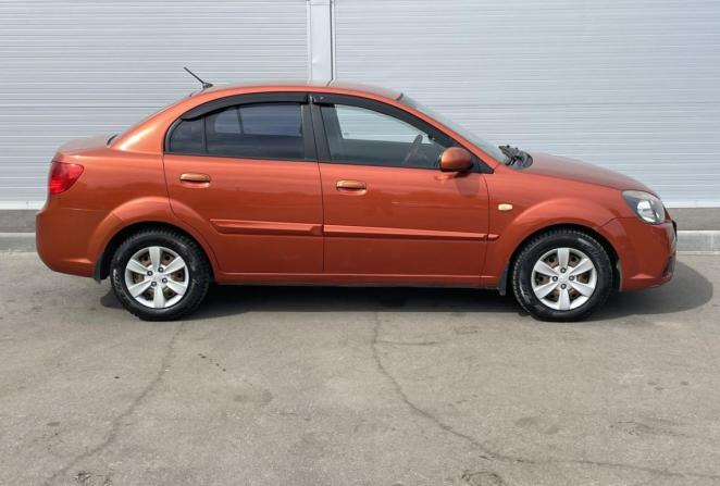 Kia Rio II Рестайлинг с пробегом 2010 года, цена 310 000 рублей, 215631 км, седан, Автокод Объявления