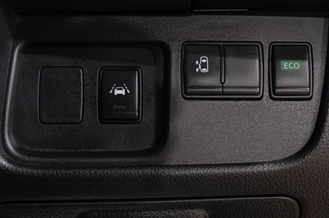 Nissan Serena IV (C26) с пробегом 2015 года, цена 1 489 000 рублей, 246000 км, минивэн, Автокод Объявления
