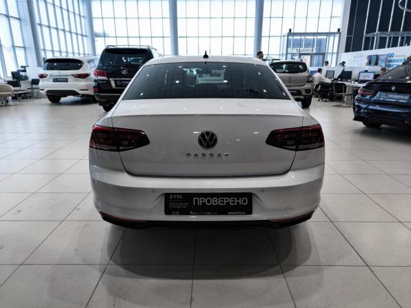 Volkswagen Passat B8 Рестайлинг с пробегом 2020 года, цена 2 350 000 рублей, 93285 км, седан, Автокод Объявления