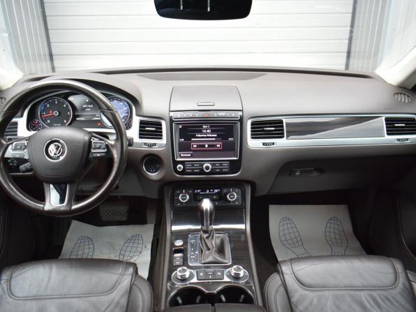 Volkswagen Touareg II Рестайлинг с пробегом 2016 года, цена 2 499 000 рублей, 251500 км, внедорожник, Автокод Объявления