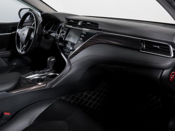 Toyota Camry VIII (XV70) с пробегом 2019 года, цена 2 890 000 рублей, 89987 км, седан, Автокод Объявления