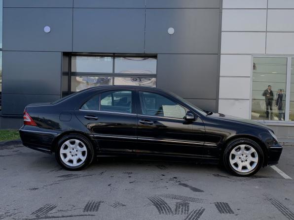 Mercedes-Benz C-Класс II (W203) Рестайлинг с пробегом 2004 года, цена 819 000 рублей, 251667 км, седан, Автокод Объявления